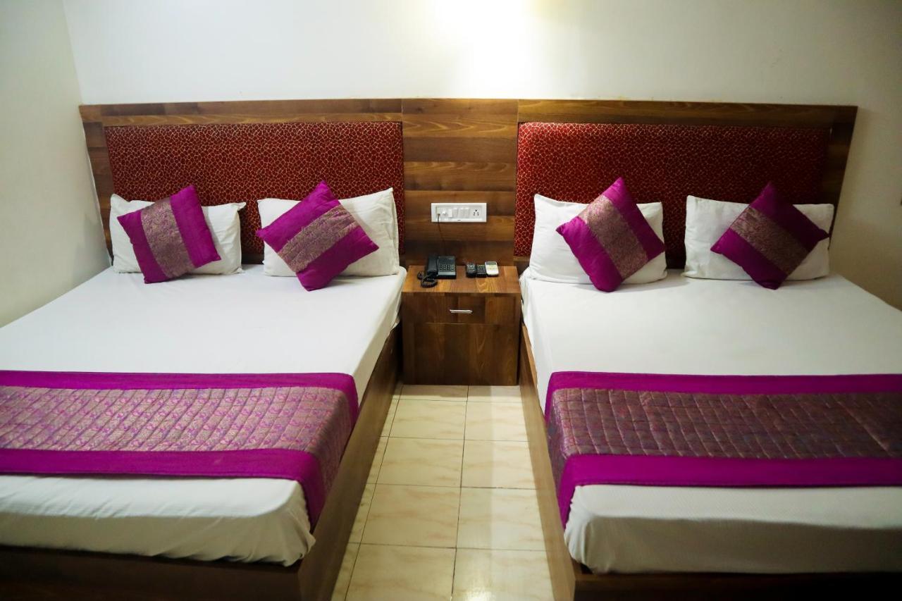 Hotel India International New Delhi Exterior photo